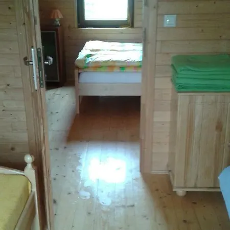 Domek Przy Zurawiu Dom wakacyjny Czarny Mlyn